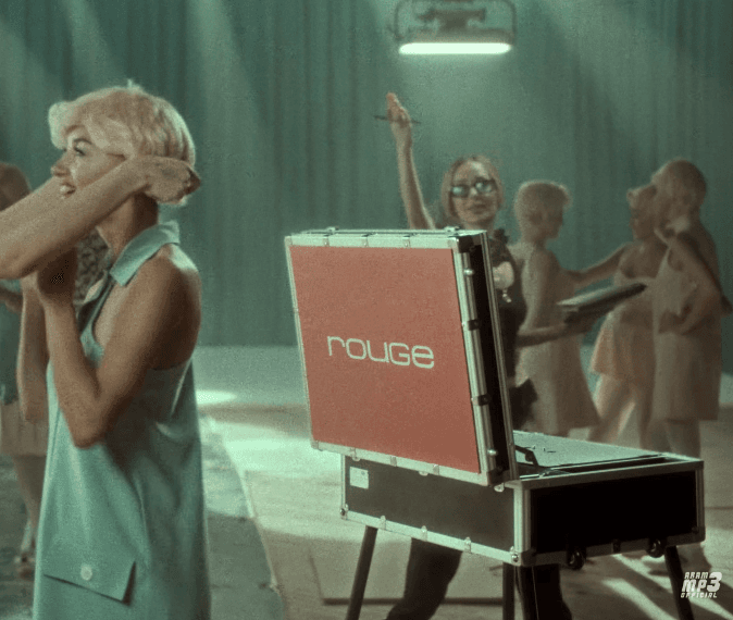 Aram MP3 - Parav Yars