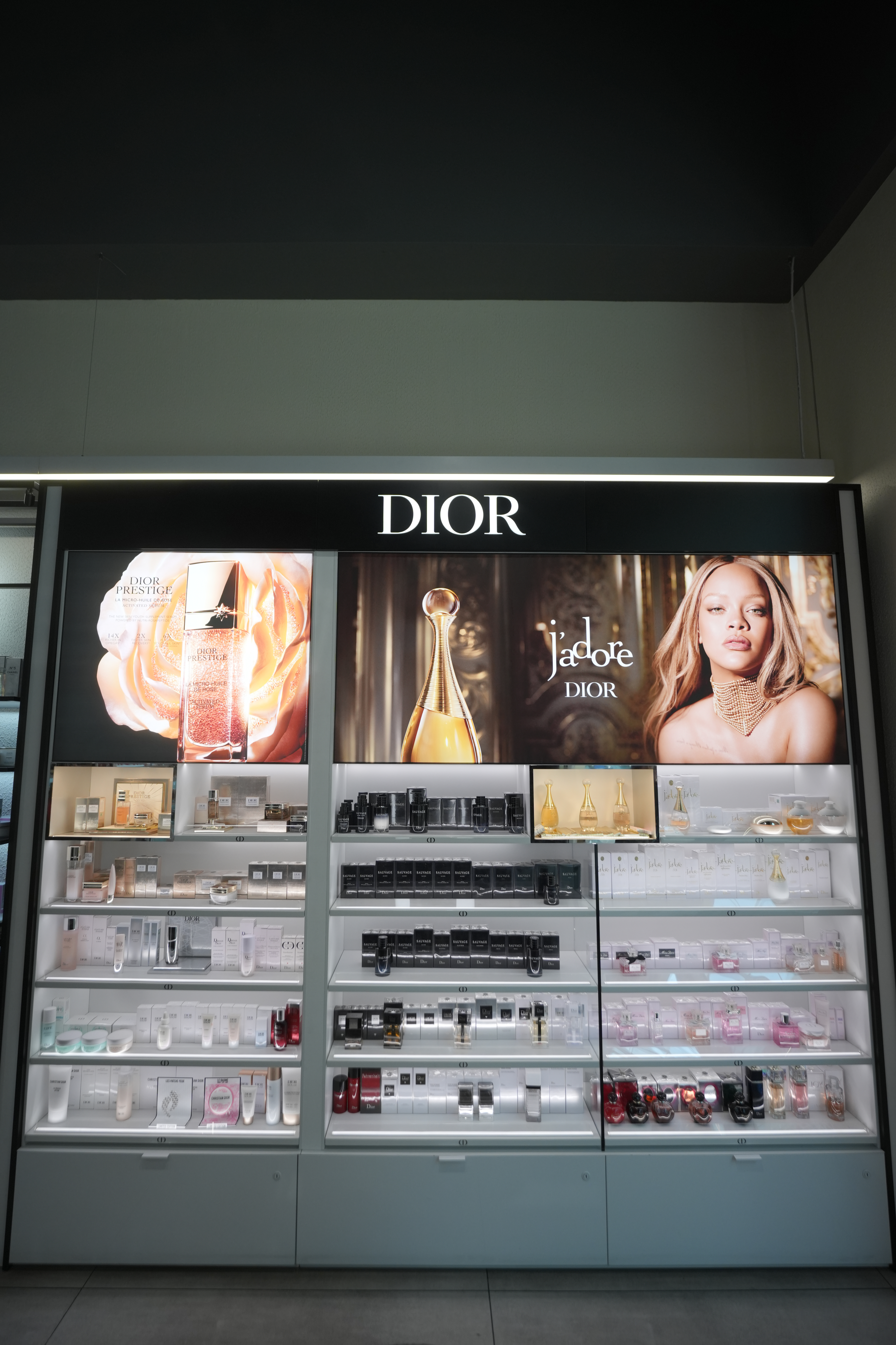 Dior в Армении