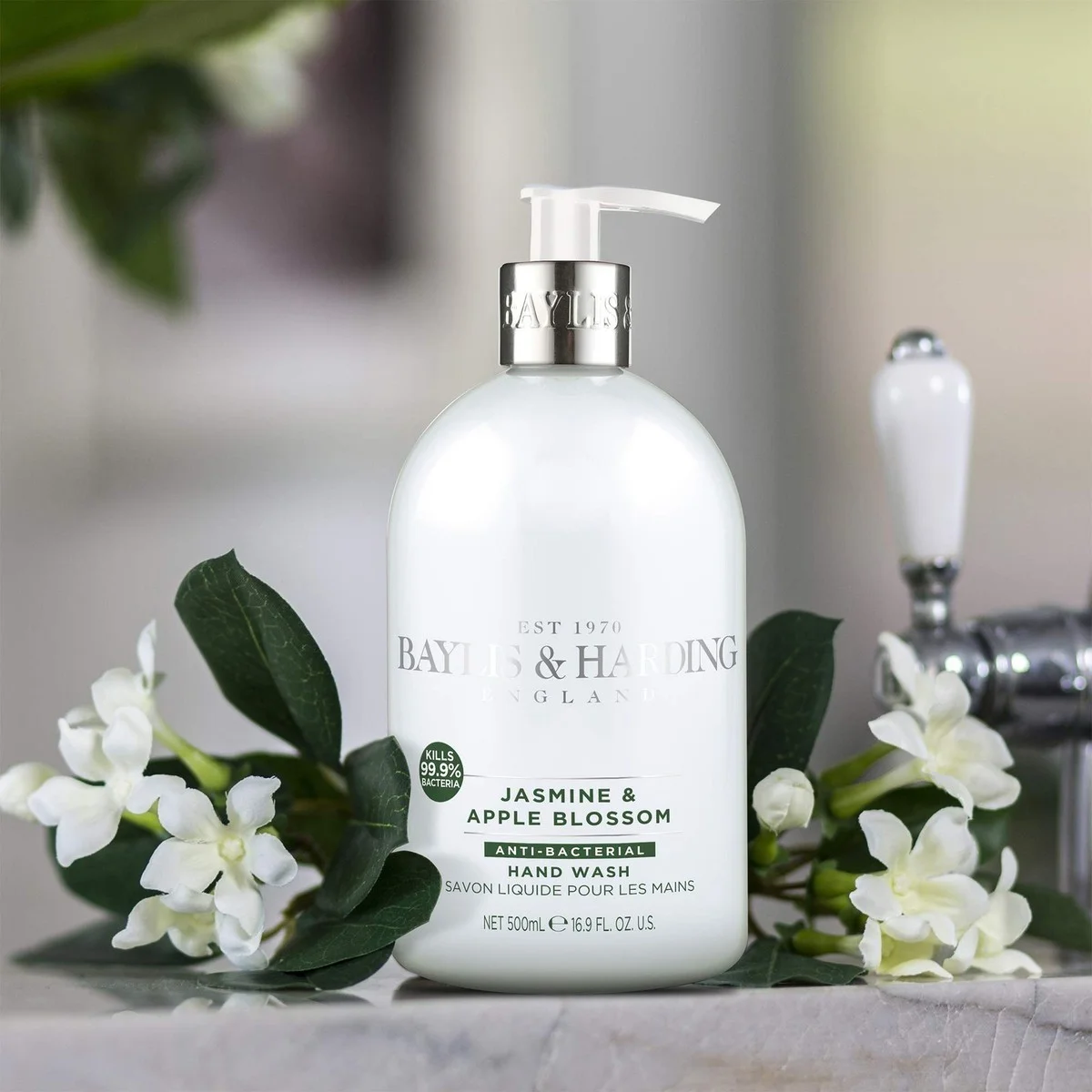 Jasmine & Apple Blossom Antibacterial Hand Wash image 2