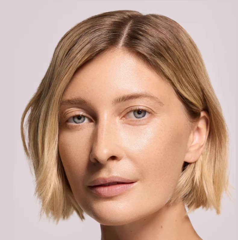 Lumiblur Concealer image 2